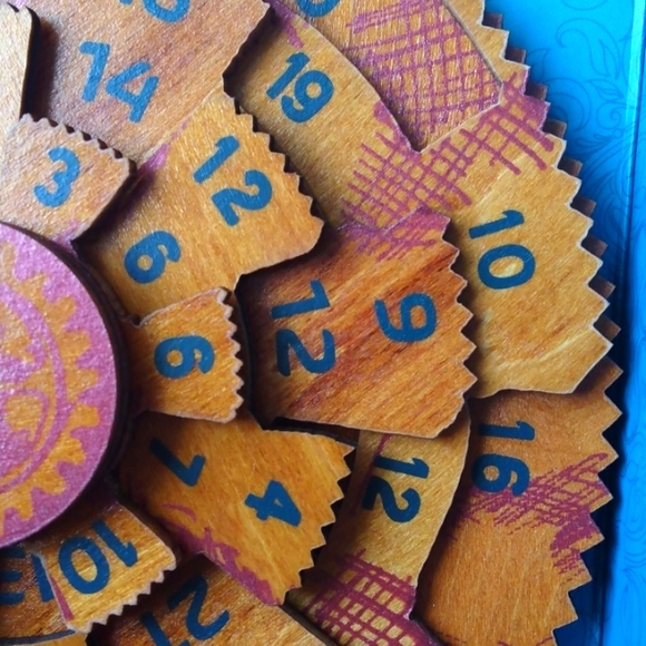 Wooden brain teaser puzzle - Picture 4 of 8